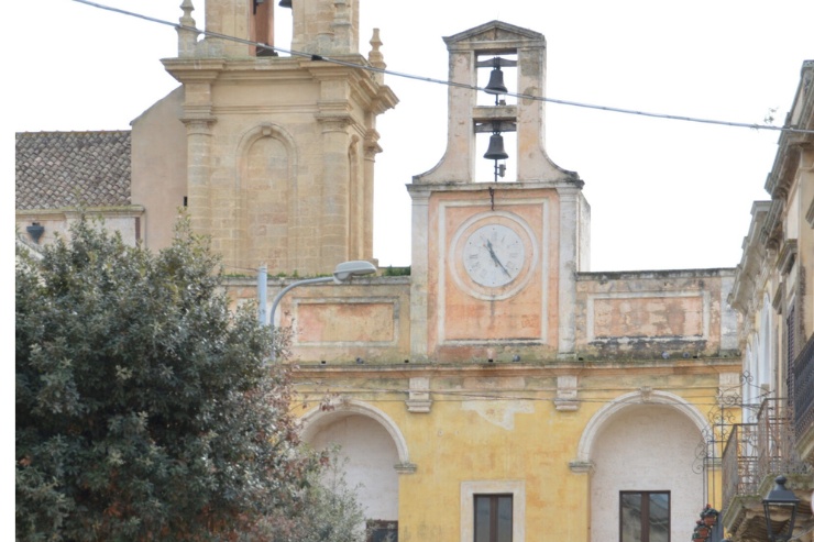 Il giornale QUERCE NEWS incontra i cittadini e le istituzioni.